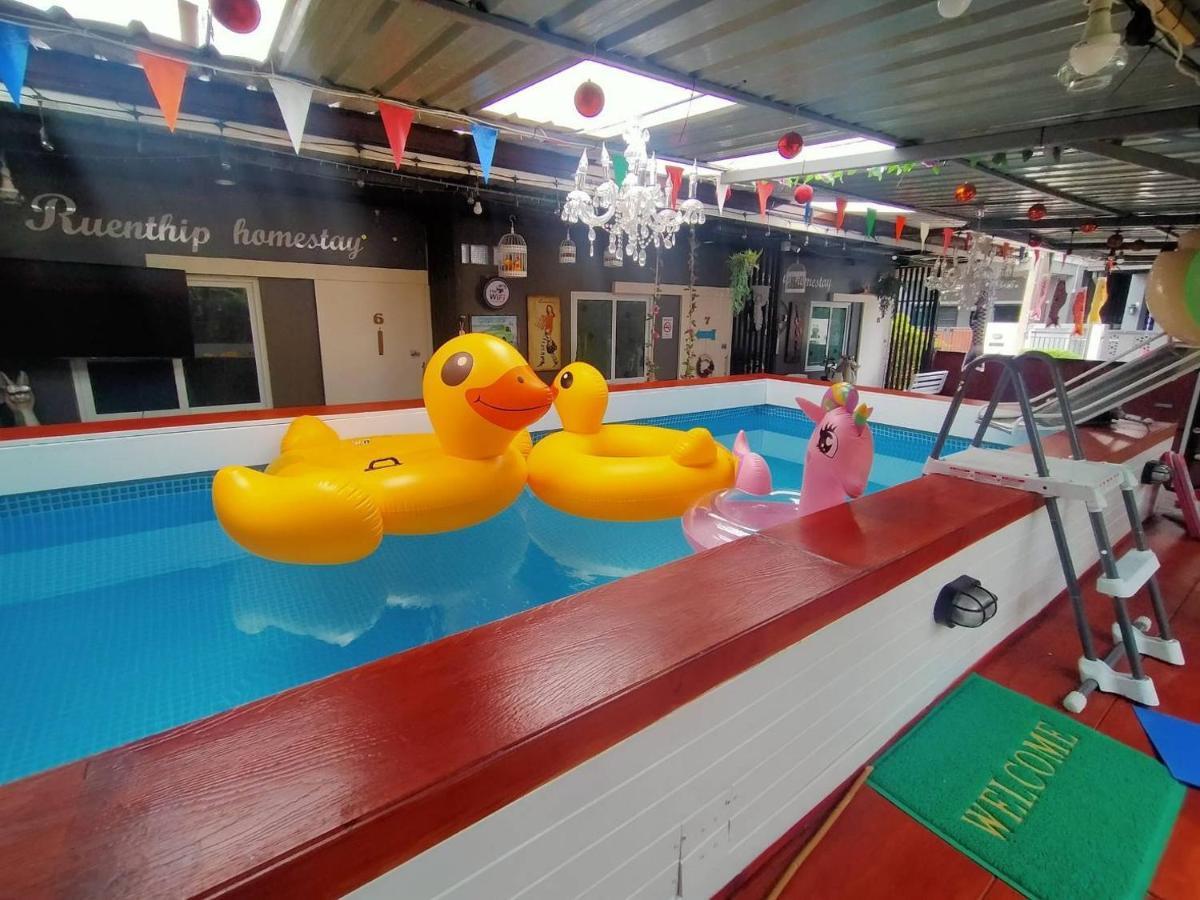 Ruenthip Homestay Bangkok Eksteriør billede