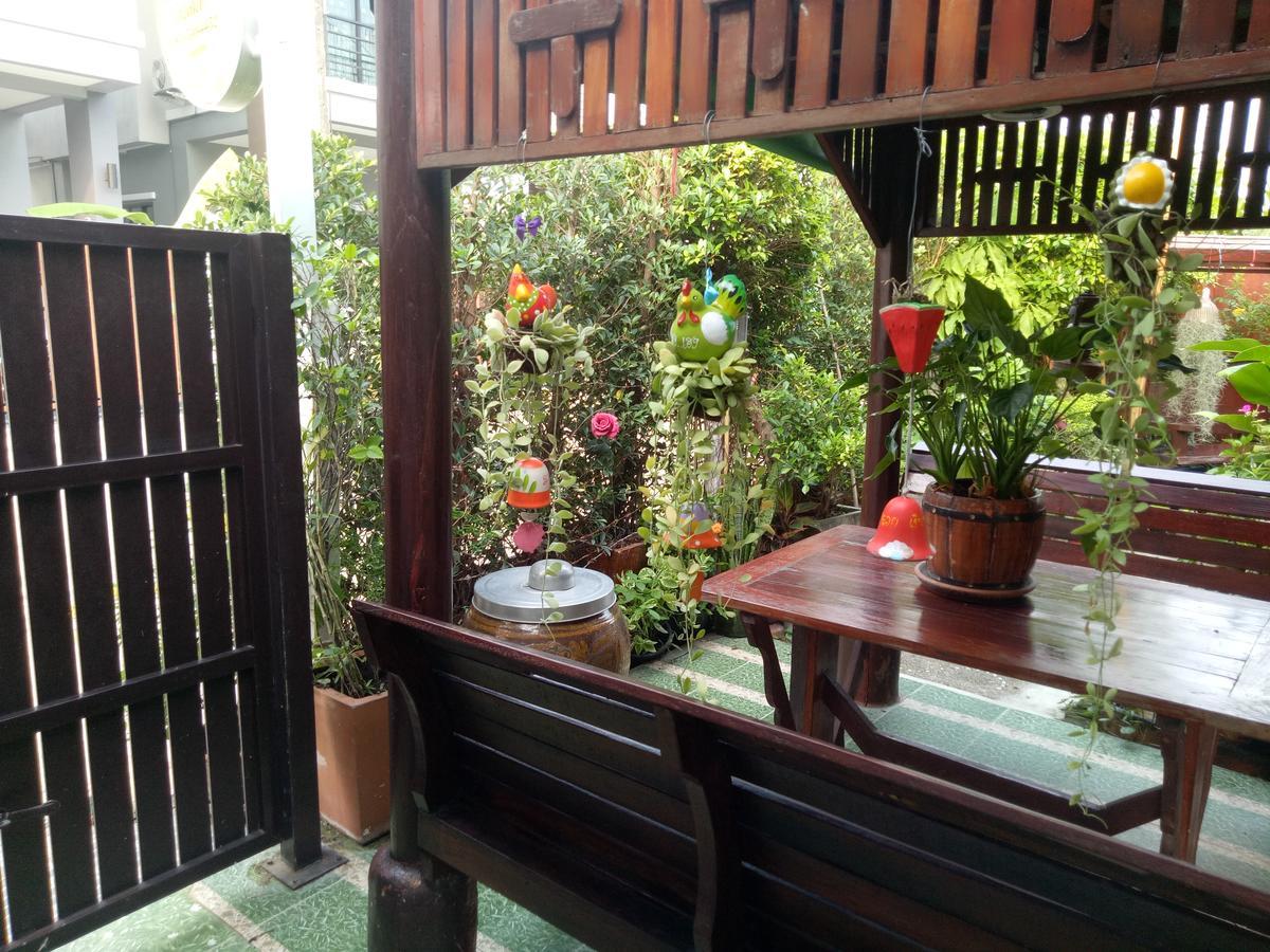Ruenthip Homestay Bangkok Eksteriør billede