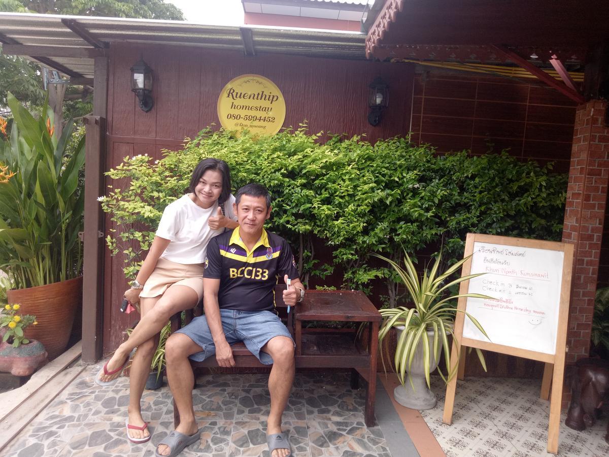 Ruenthip Homestay Bangkok Eksteriør billede